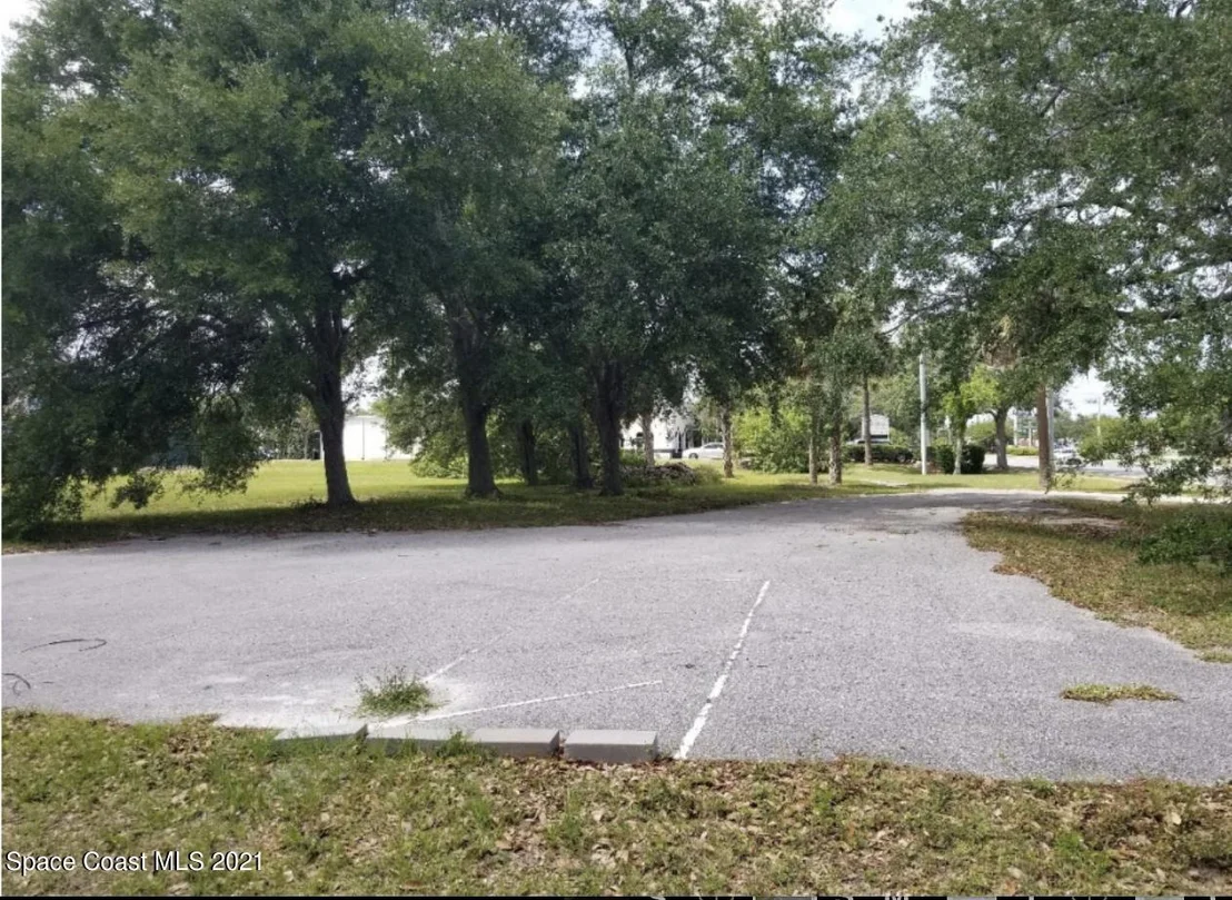 Photo of 6990 N Wickham Road