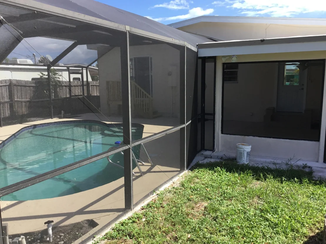 Photo of 2925 Garden Terrace NE