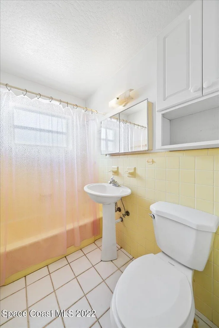 Photo of 1266 Bianca Drive NE