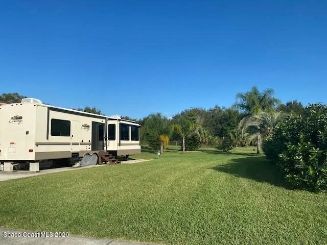 Photo of 2560 Frontier Drive