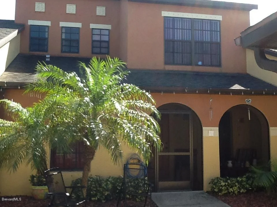 Photo of Unit 103 at 1070 Luminary Circle