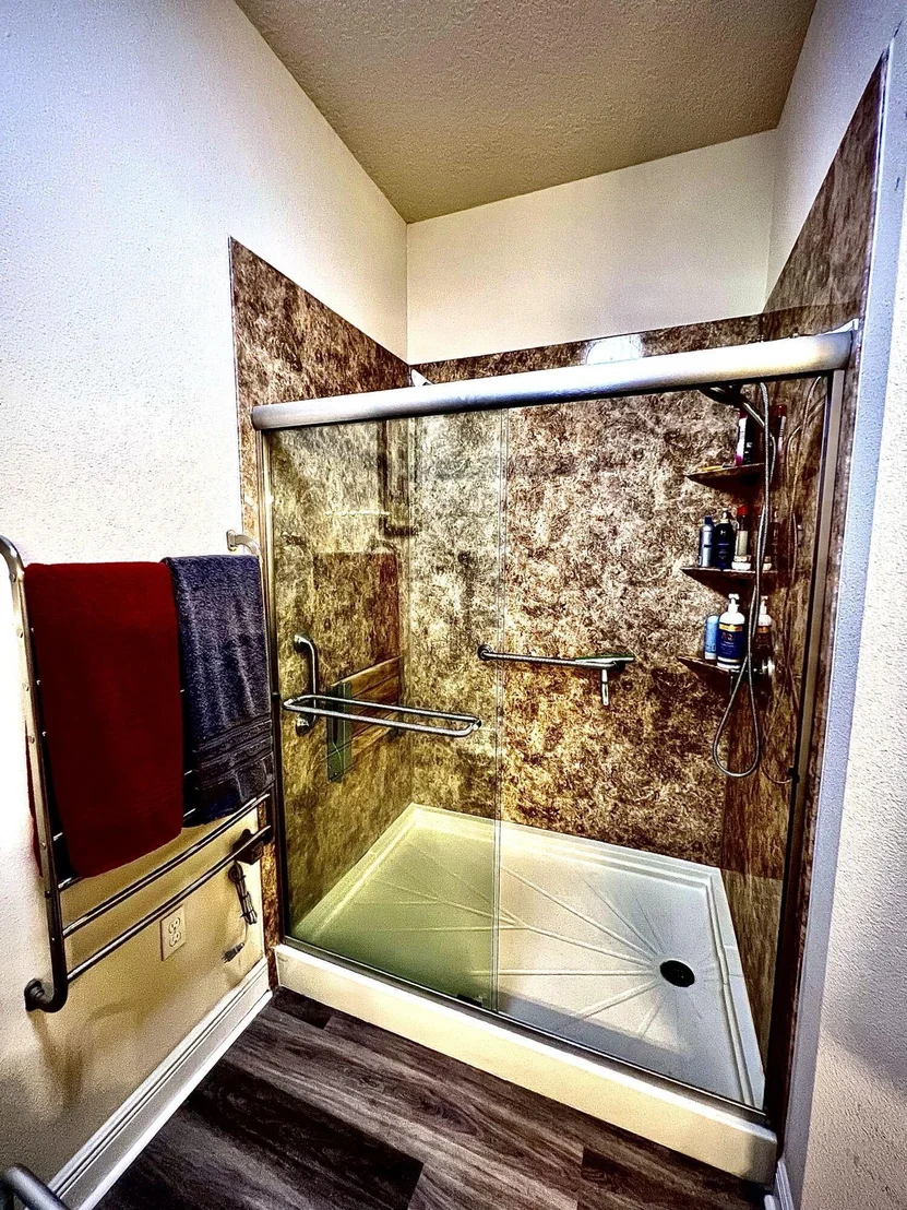 Photo of 596 Mason