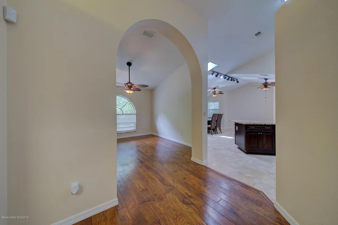 Photo of 3780 Ponderosa Road