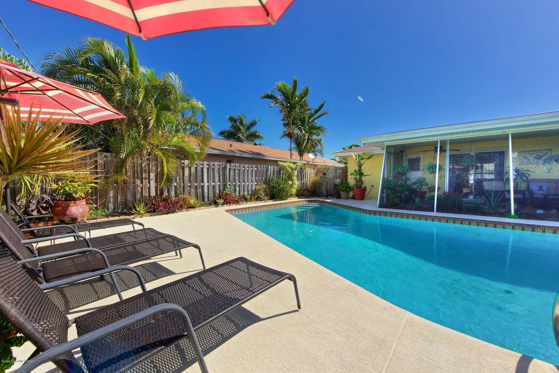 Photo of 770 Hibiscus Drive