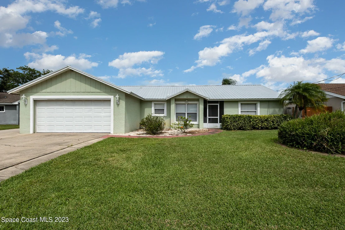 Photo of 3325 Lisa Drive