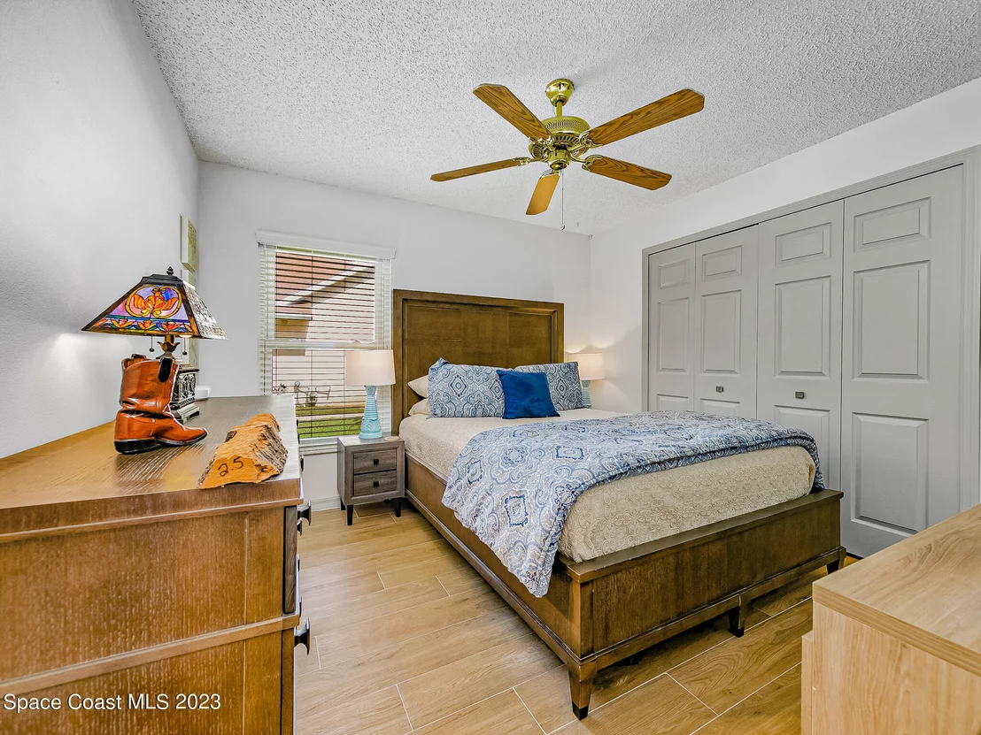 Photo of 969 Tamarind Circle