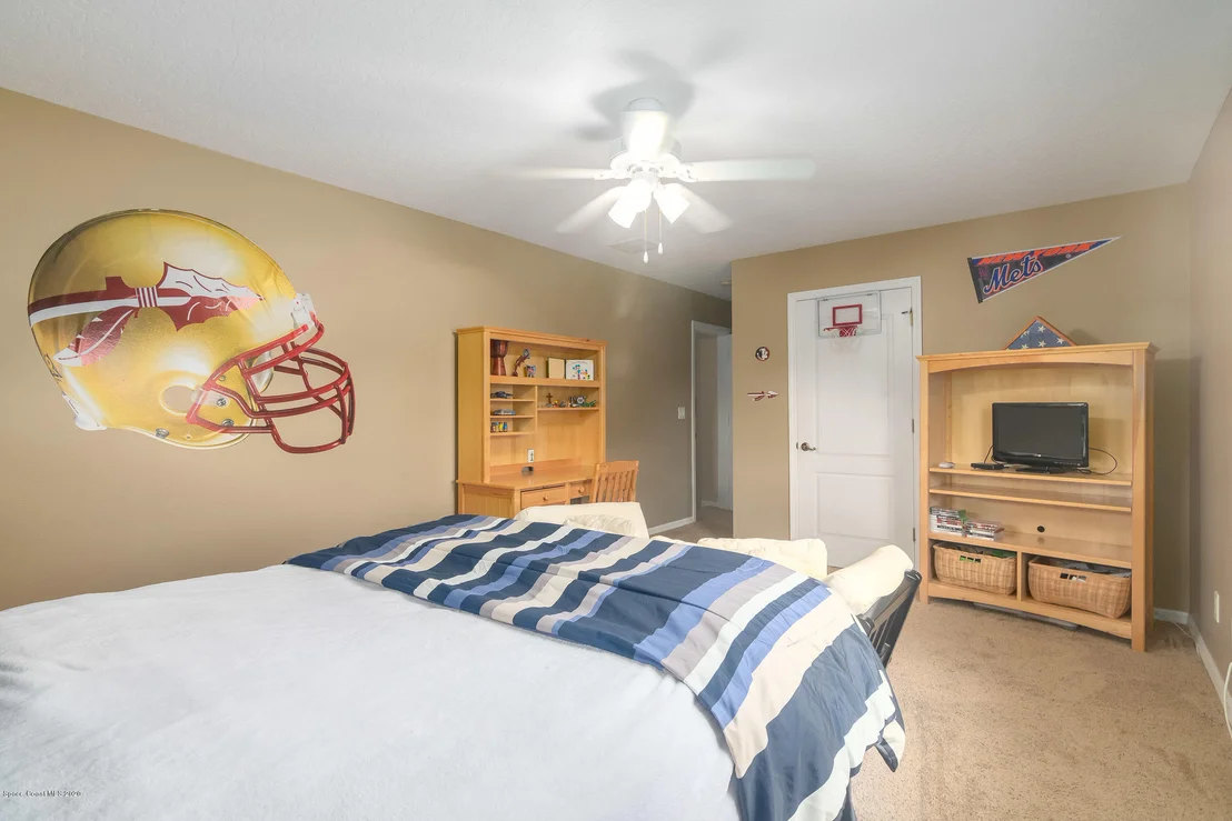 Photo of 5755 Sheffield Place