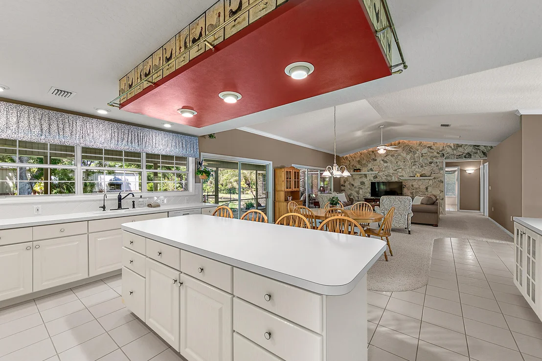 Photo of 3240 Weber Road