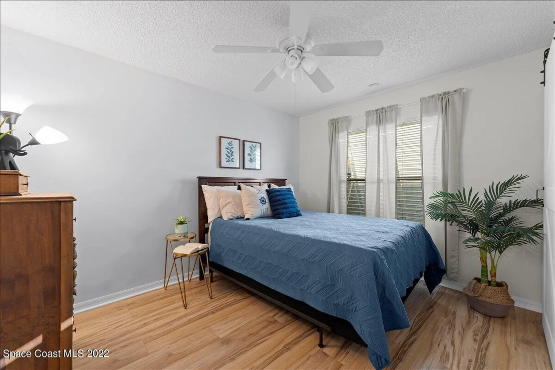 Photo of 890 Shaw Circle