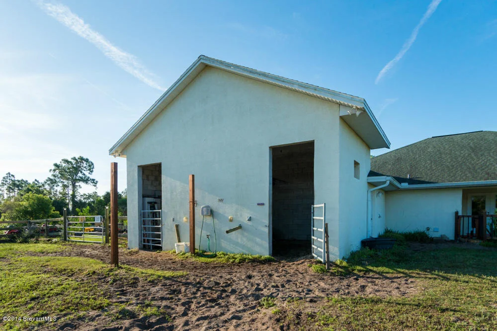 Photo of 1720 Benjamin Road