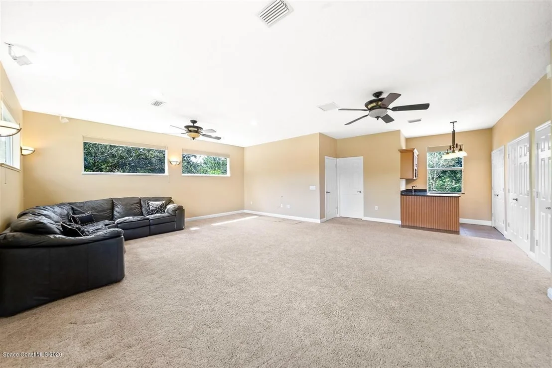 Photo of 1338 Silver Lake Drive