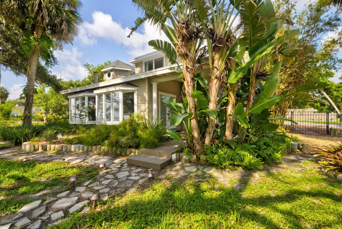 Photo of 4013 Indian River Drive N