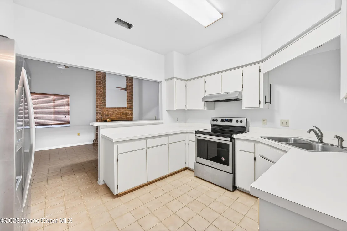Photo of 4859 Horton Street