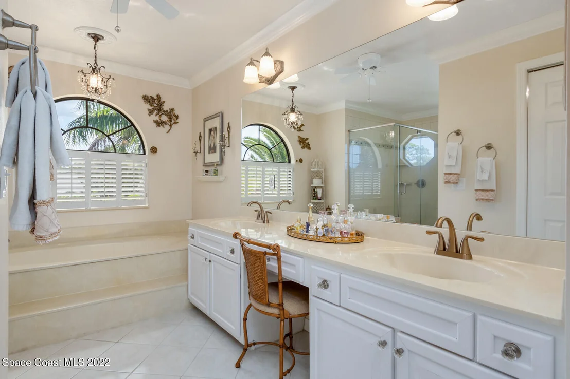 Photo of 963 Spanish Wells Drive