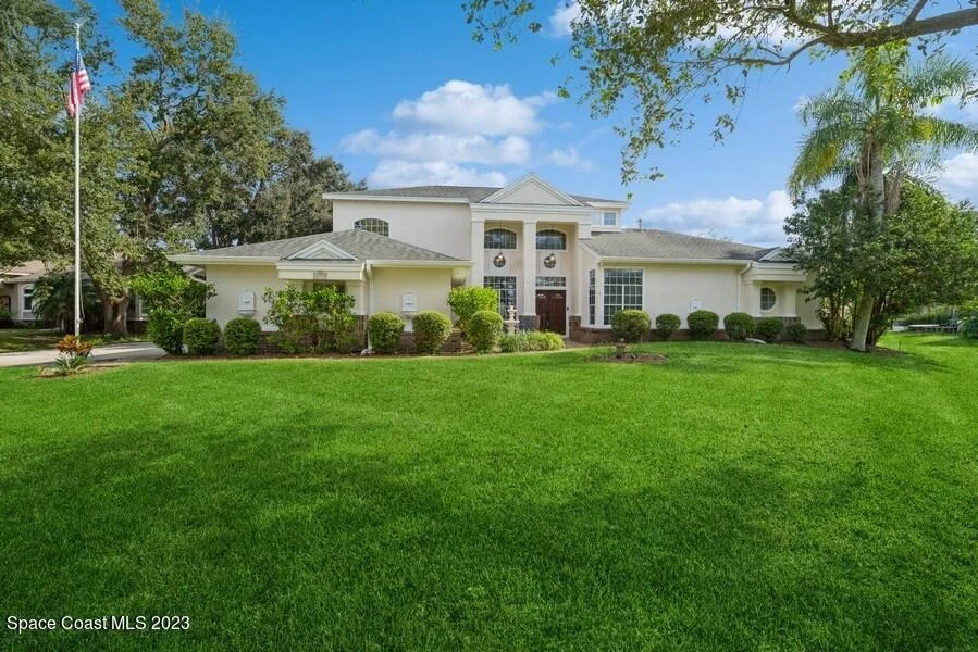 Photo of 4395 Canard Road
