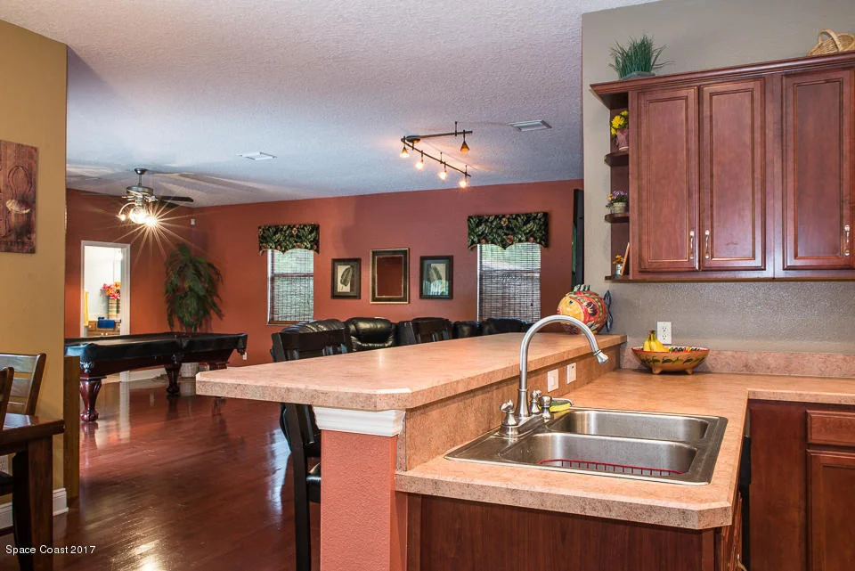 Photo of 5015 Timber Lane Drive