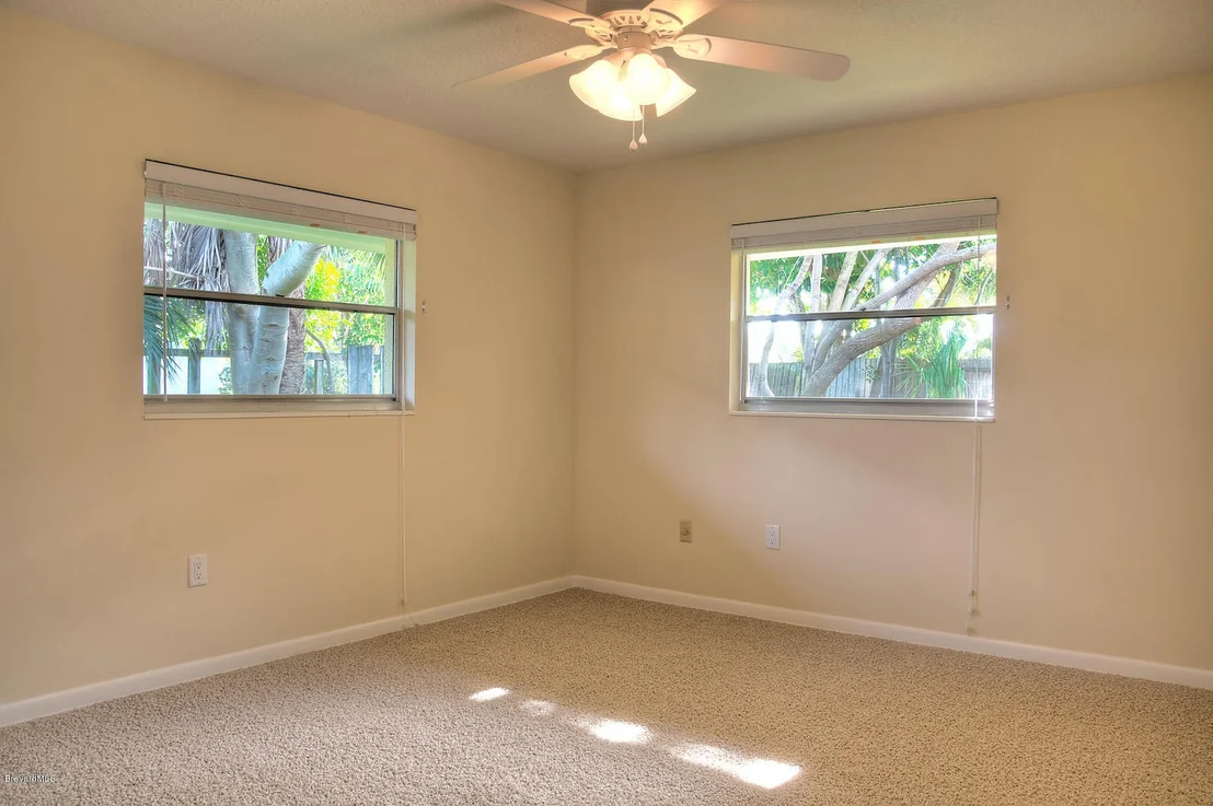 Photo of 400 Oak Ridge Drive