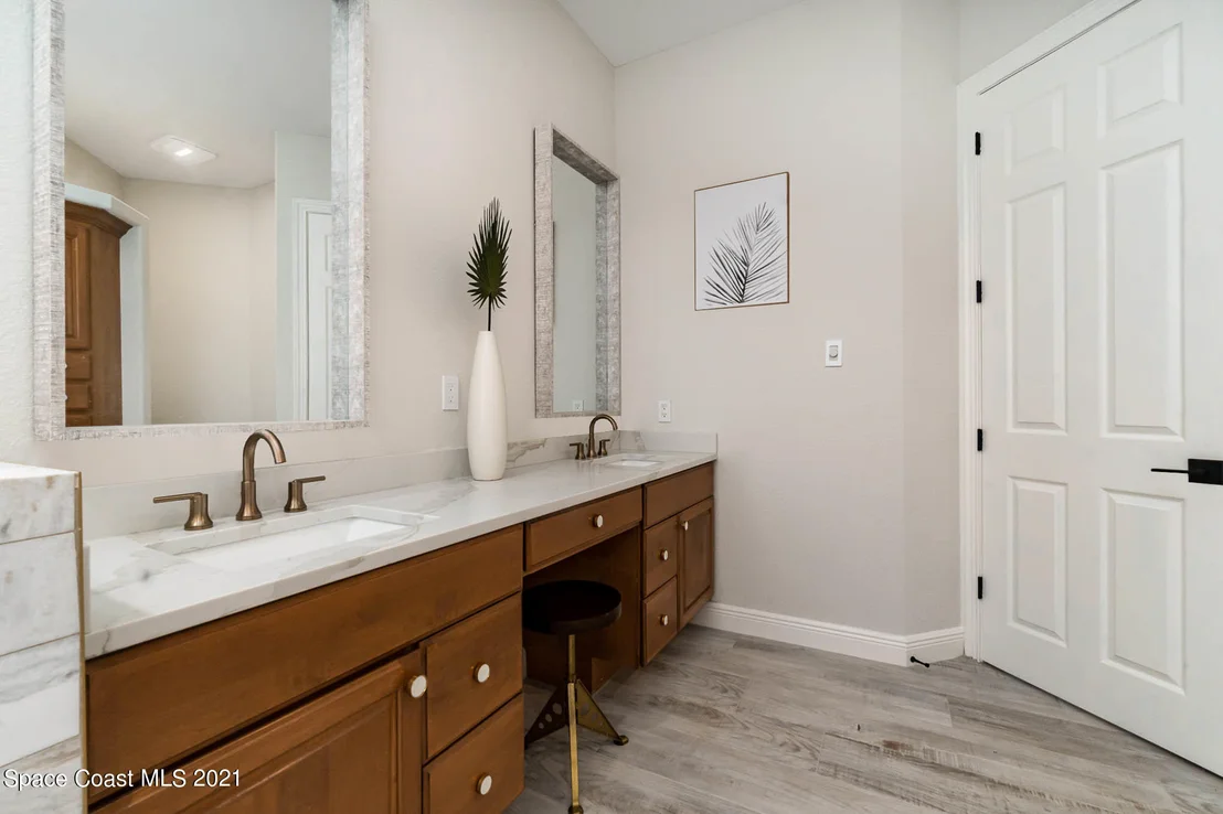 Photo of 4150 Stoney Point Road