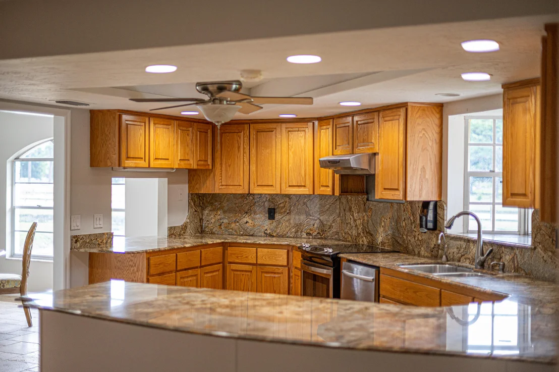 Photo of 4300 Pinewood Road