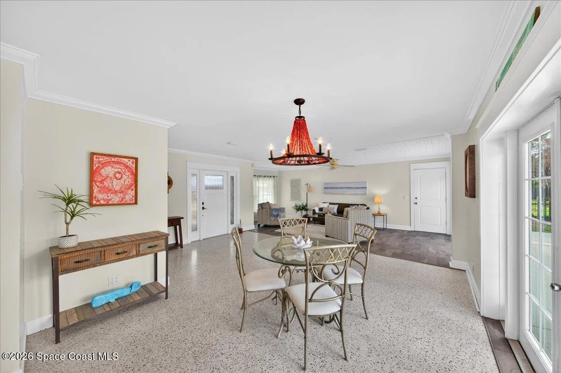 Photo of 433 Blakey Boulevard