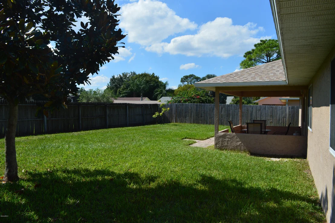 Photo of 869 Spirea Drive