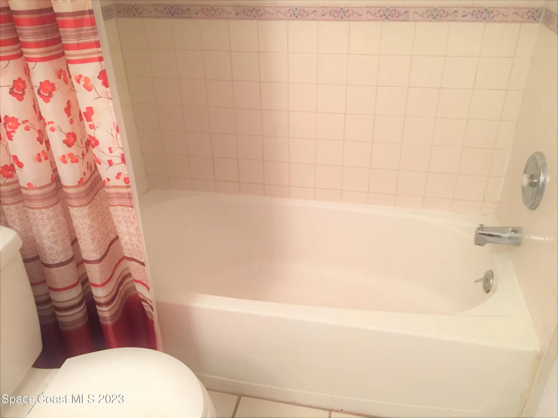 Photo of 1278 Mariposa Drive NE