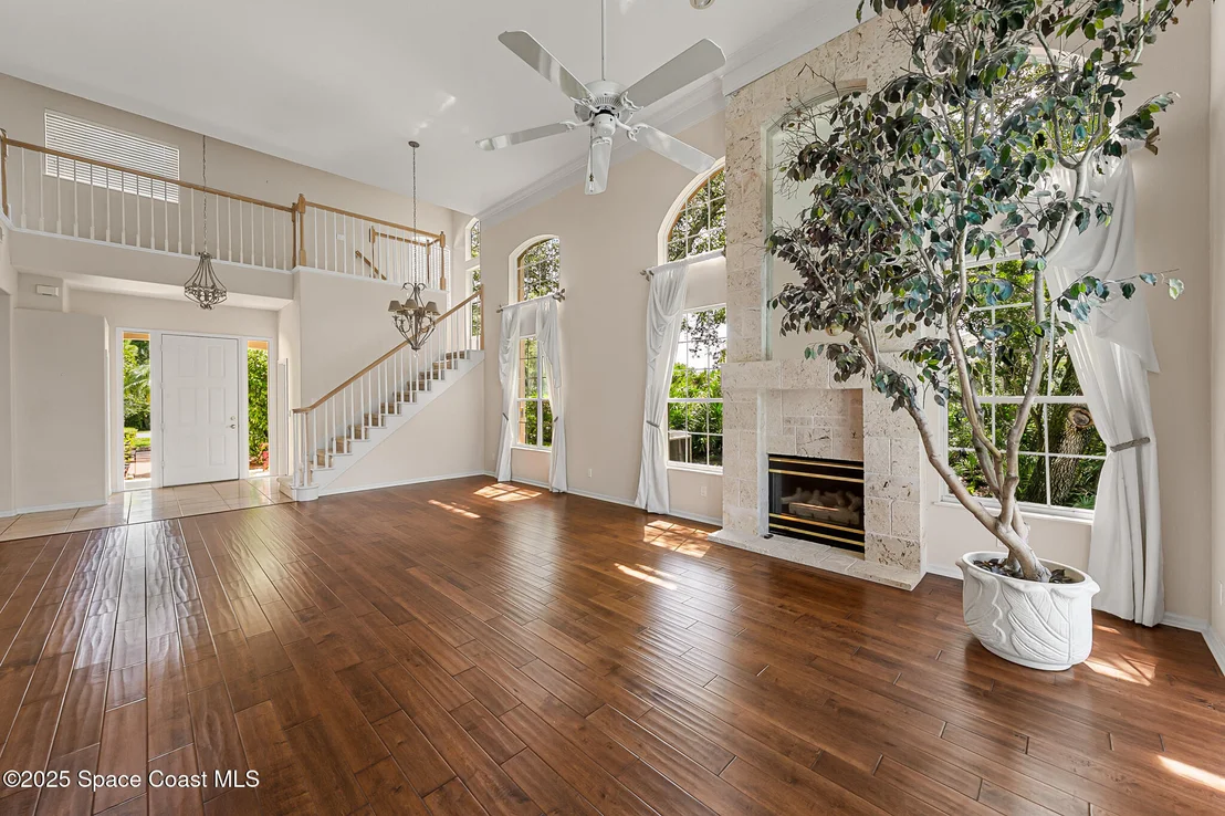 Photo of 853 Suntree Woods Drive