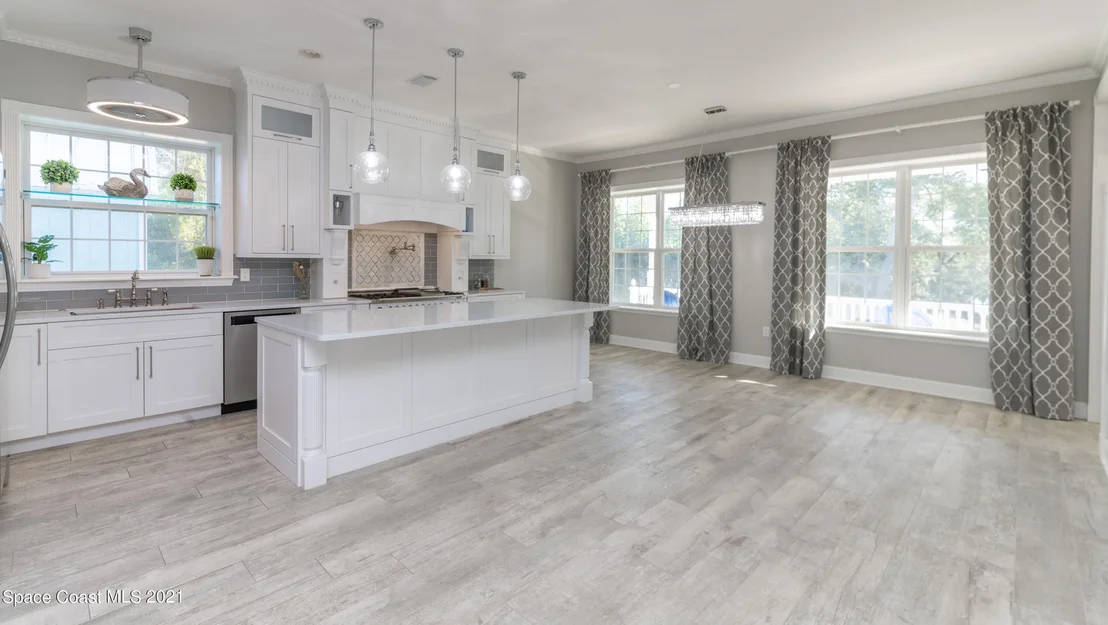 Photo of 2051 Rockledge Drive