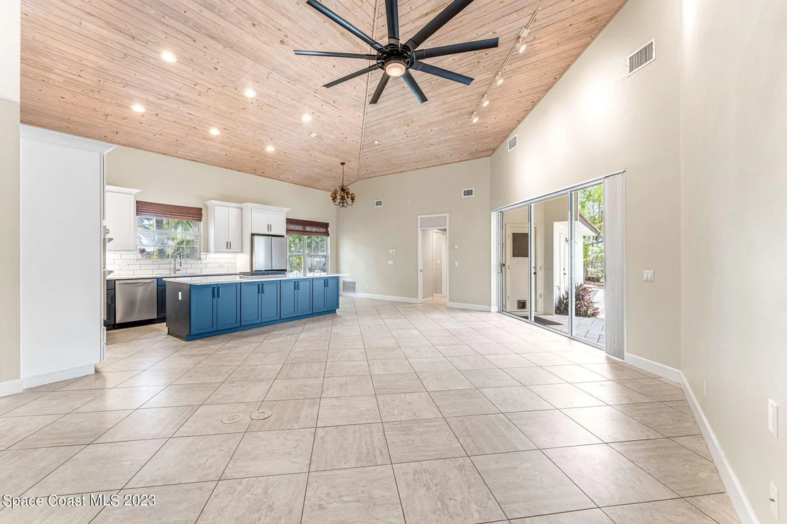 Photo of 301 Miami Avenue