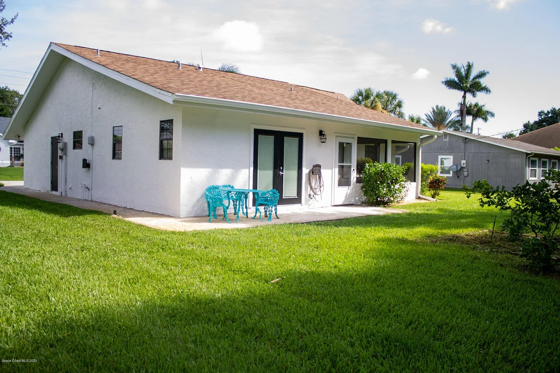 Photo of 472 Rolling Hill Drive