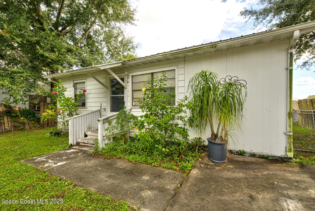Photo of 2957 Hartman Lane