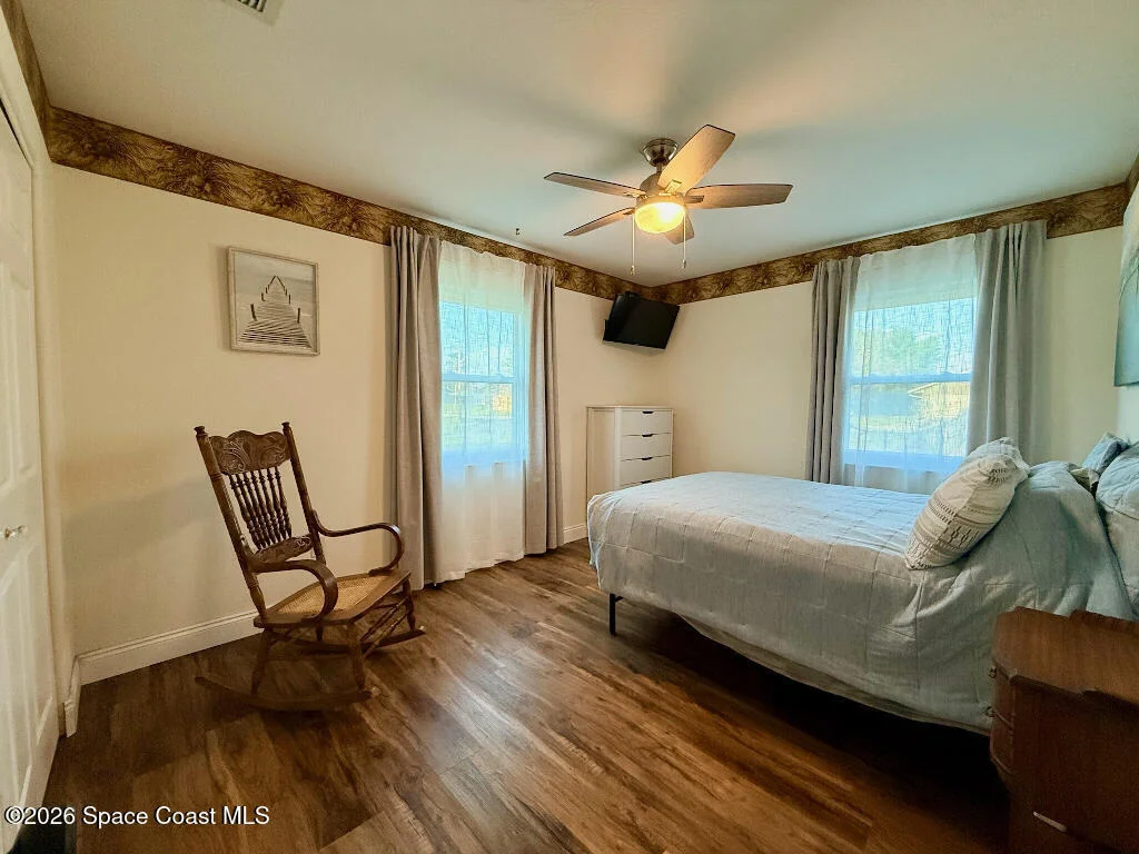 Photo of 9010 Central Avenue
