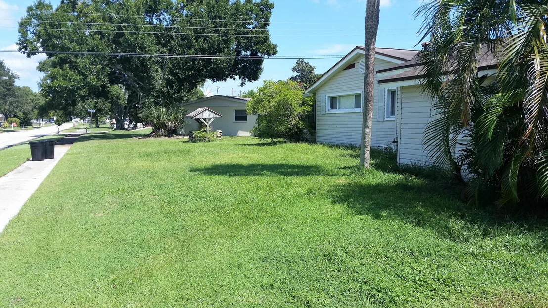 Photo of 1034 Hermosa Drive