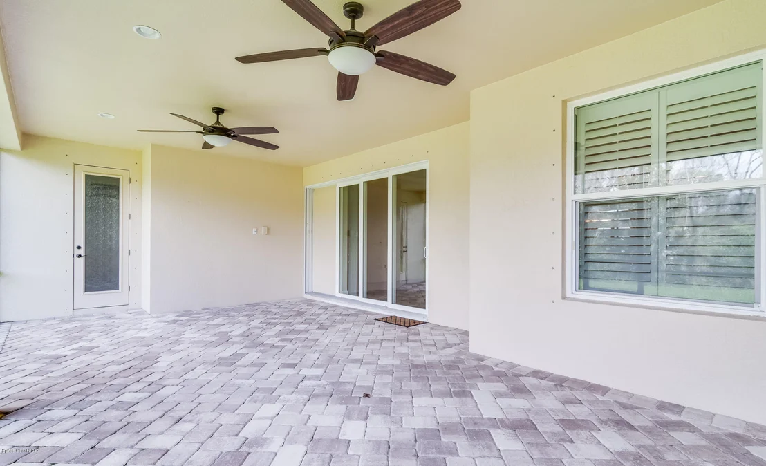 Photo of 1322 Tralee Bay Avenue