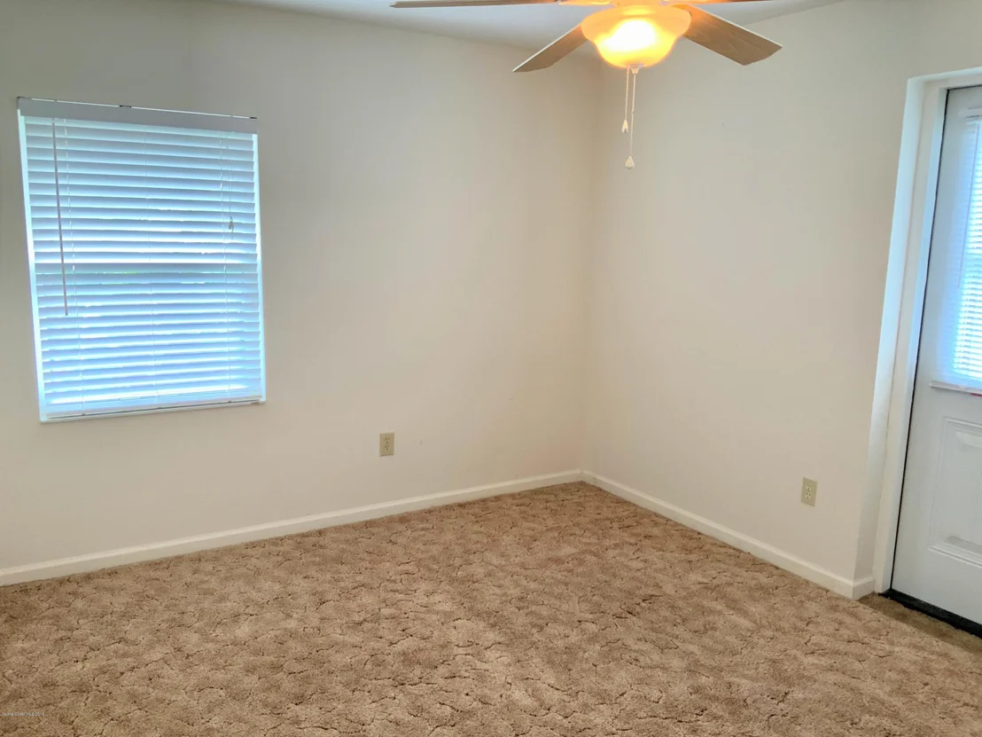 Photo of 2300 Commodore Boulevard