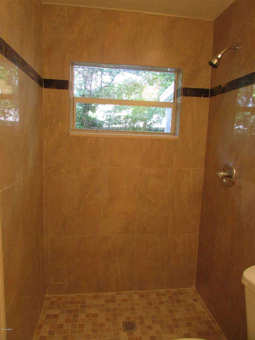 Photo of 975 Miracle Way