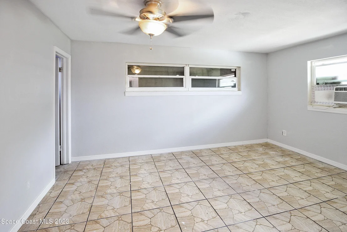 Photo of 985 Palmer Street