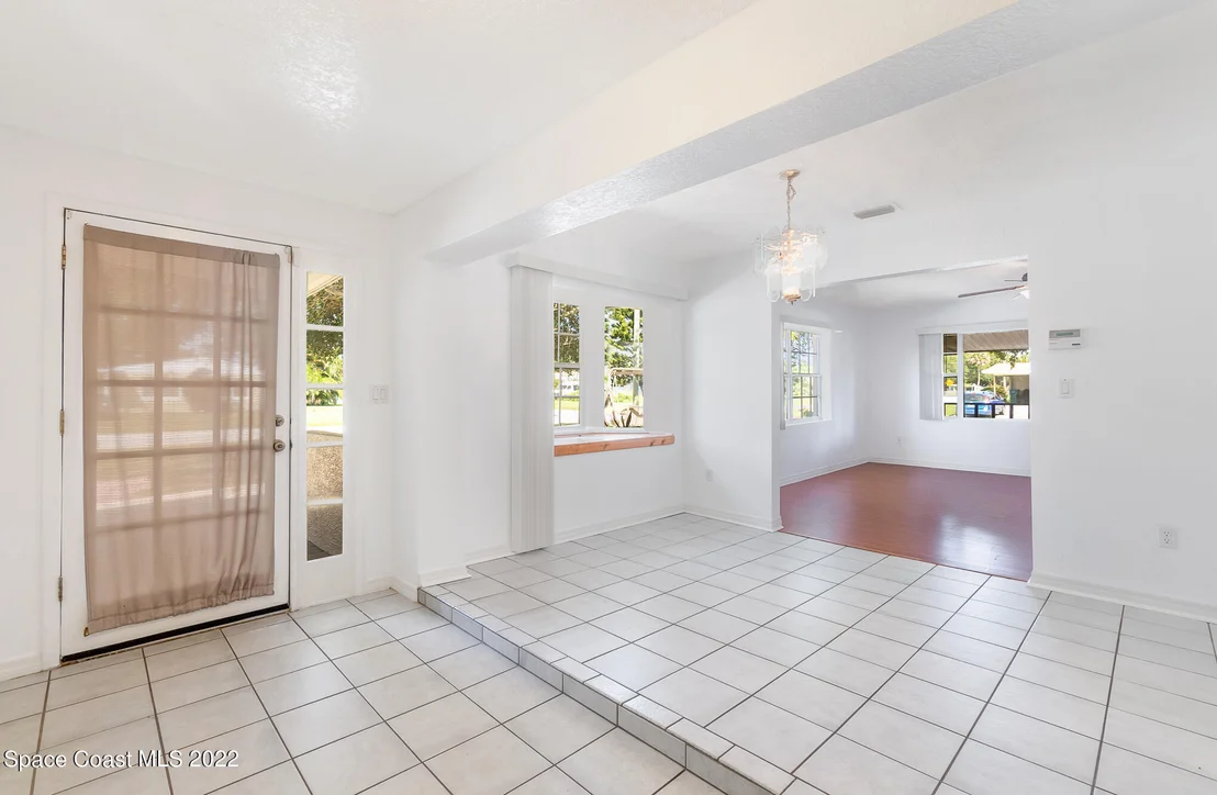 Photo of 201 Orchid Boulevard