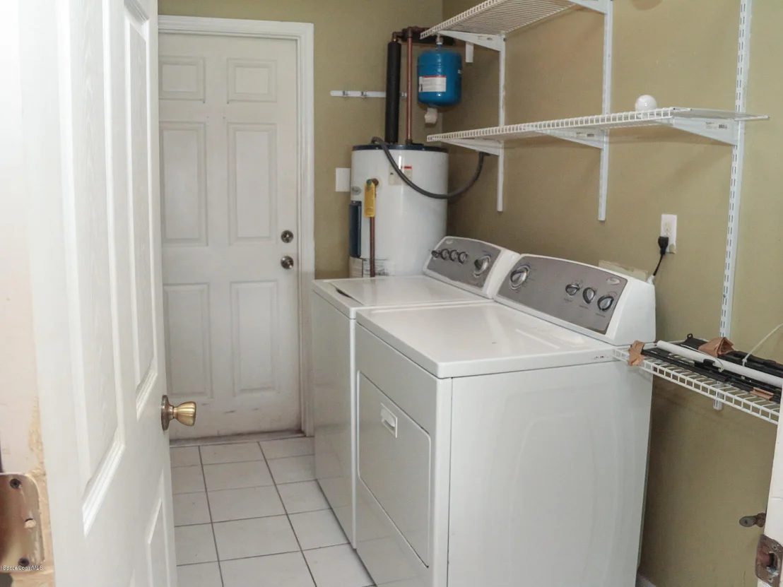 Photo of 1337 Heritage Acres Boulevard
