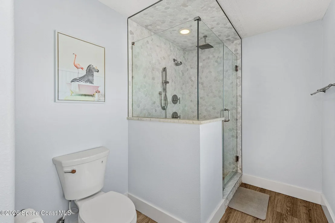 Photo of 417 Riverview Lane