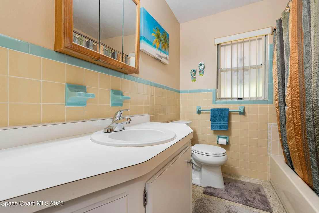 Photo of 709 Thomas Avenue