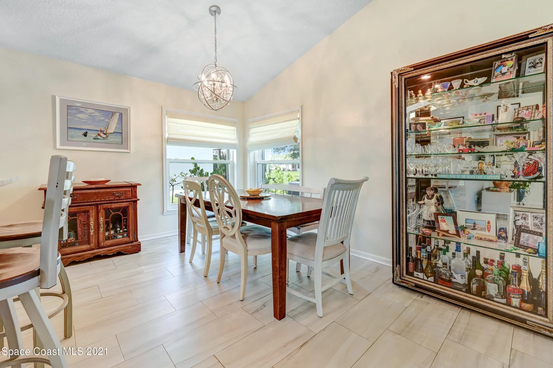 Photo of 2589 Addington Circle