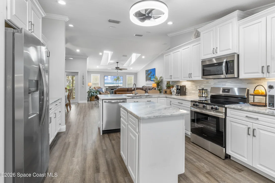 Photo of 5870 39th Lane