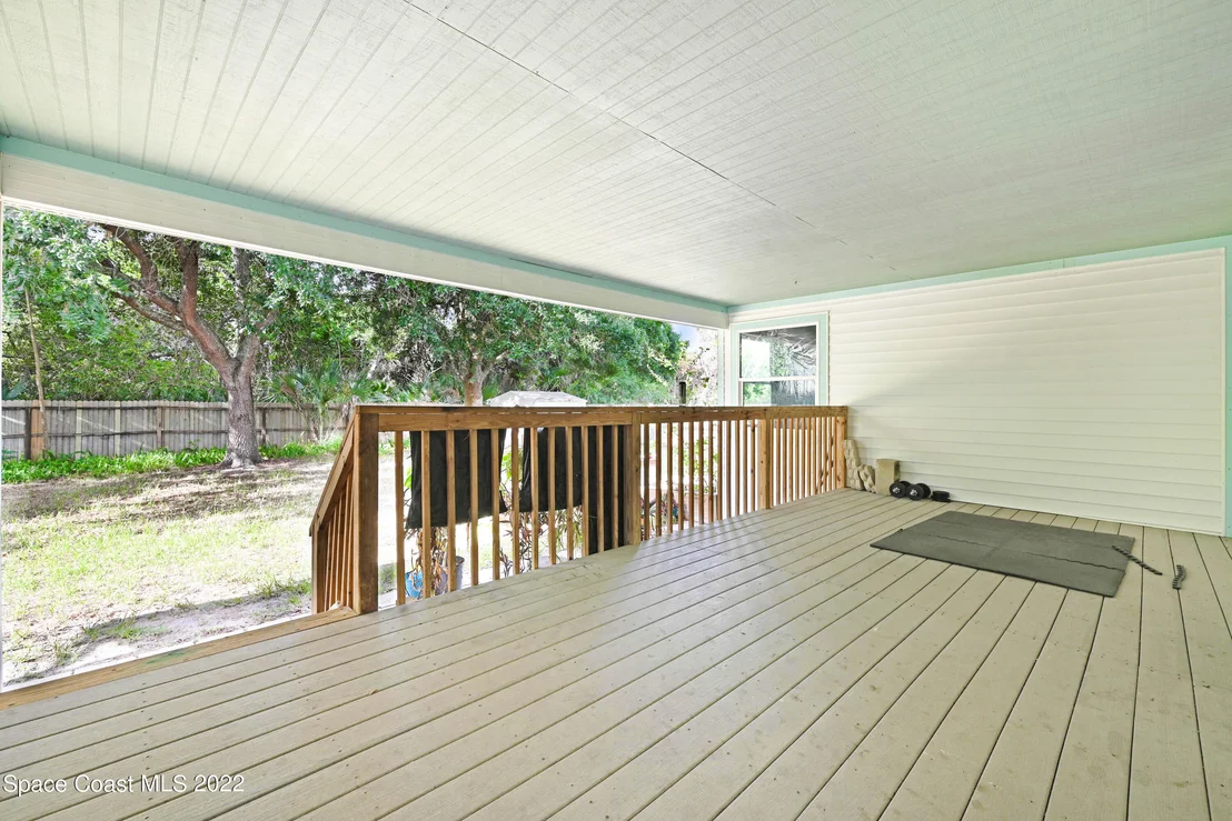 Photo of 4585 Robert Street