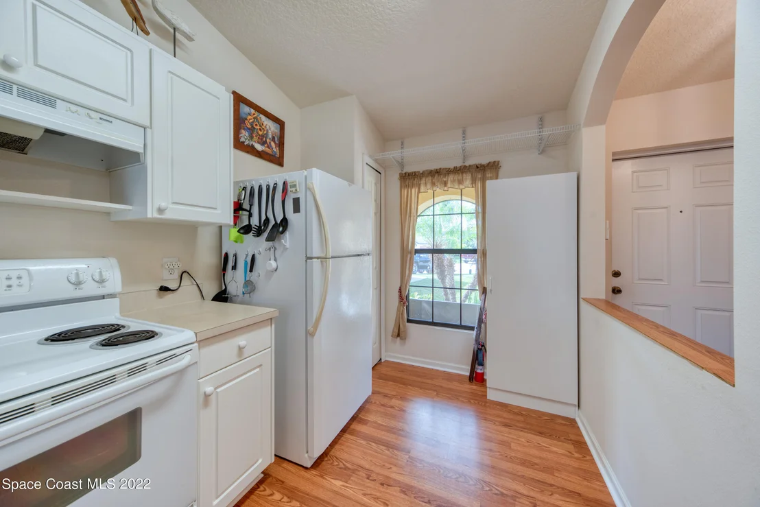 Photo of Unit 103 at 995 Luminary Circle