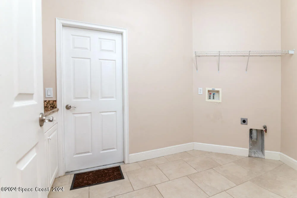 Photo of 2131 Windbrook Drive SE