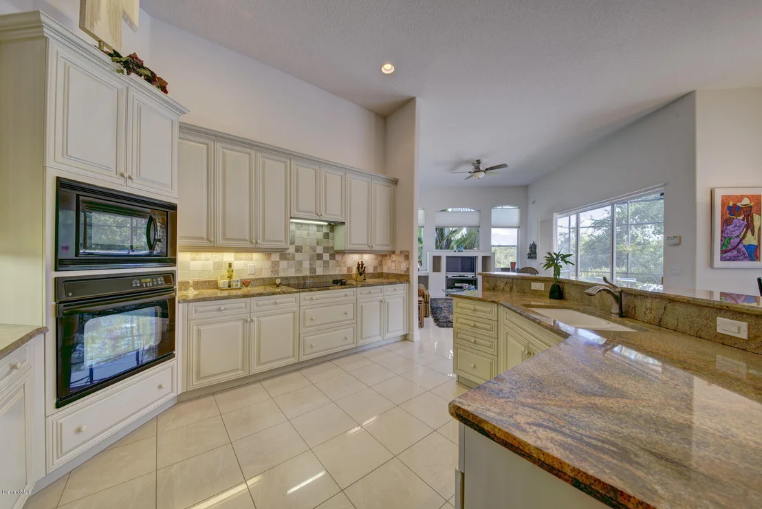 Photo of 8317 Cromwell Place