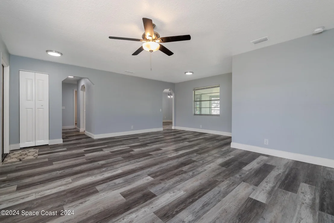 Photo of 2823 Corbusier Drive