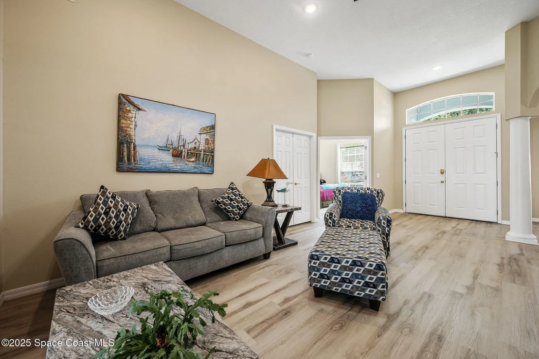 Photo of 312 Barrymore Drive