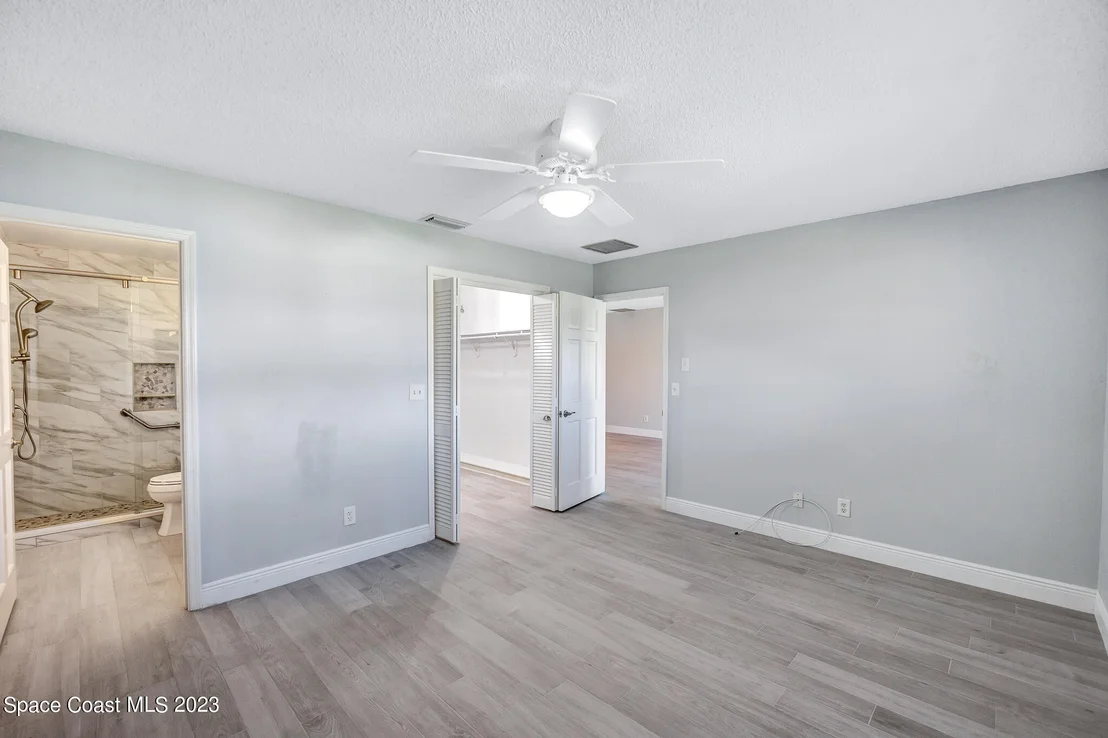 Photo of 224 Chalet Avenue